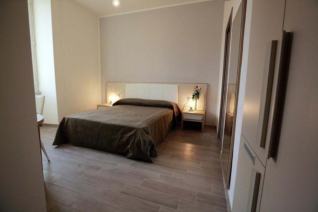 Casa Martinez Roma Hotel Bagian luar foto