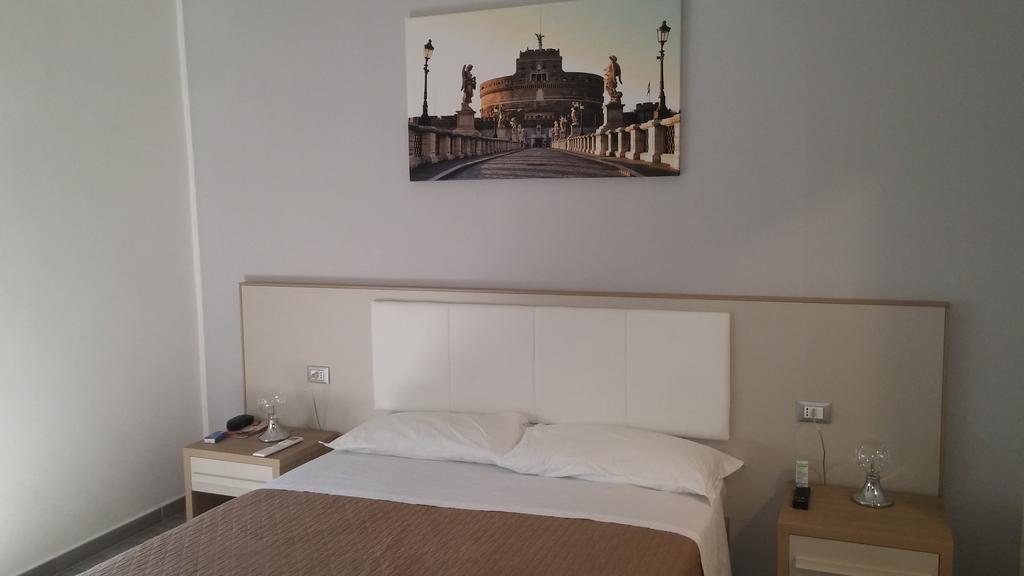 Casa Martinez Roma Hotel Bagian luar foto